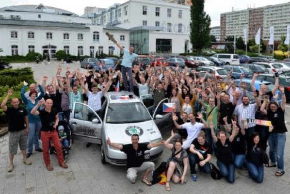 Record: un german a parcurs 1 milion de km cu o maşină din 2000
